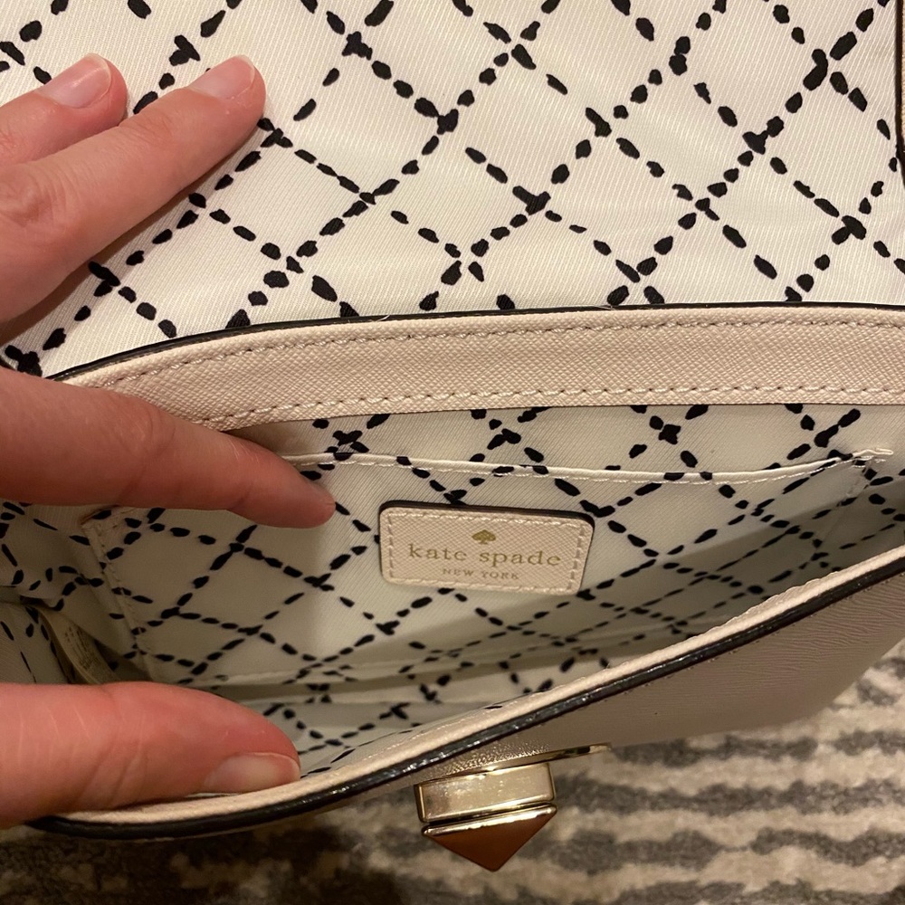 Kate Spade Crossbody - Picture 3 of 7